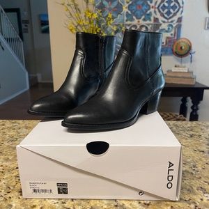 Aldo Black Leather 2 inch Ankle Boots; Size 7
